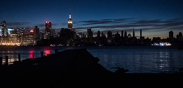 Manhattan skyline Hurricane Sandy